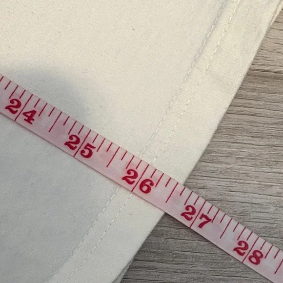 Cream Tee - Picture 11 of 11